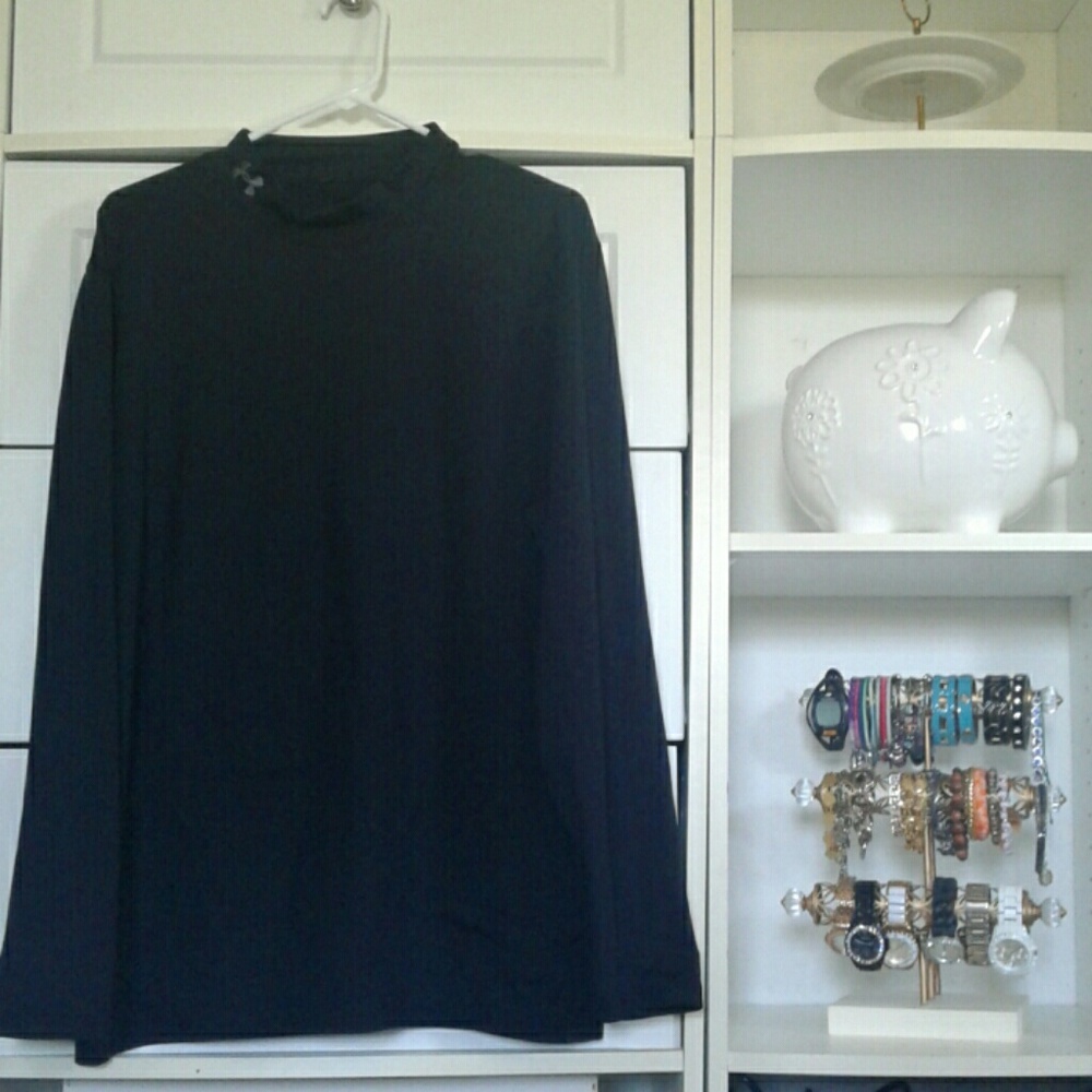 MENS underarmour coldgear shirt